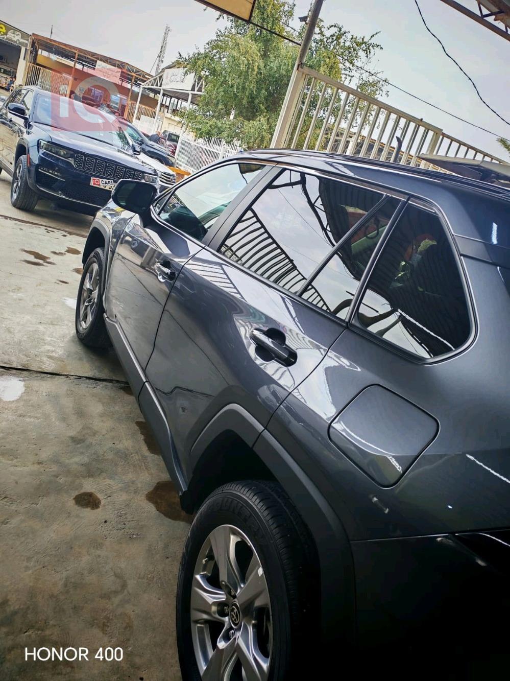 تويوتا راف 4